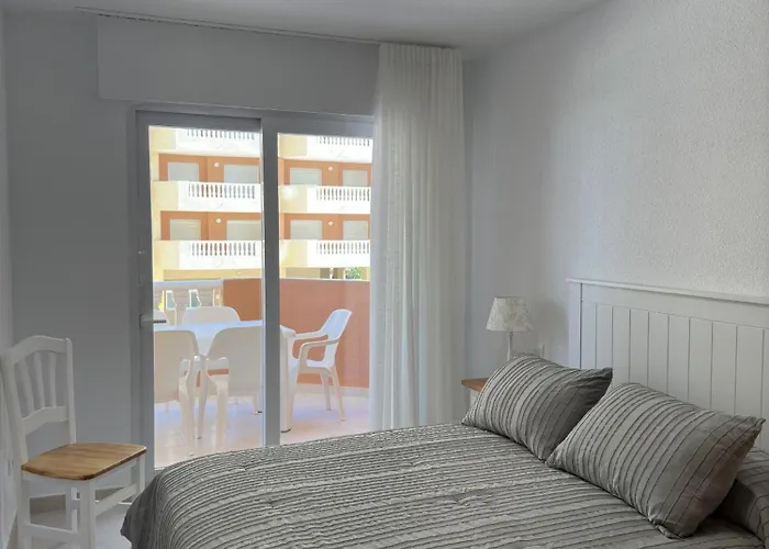 Apartment Hawaii Iv -91b - By Watermelon